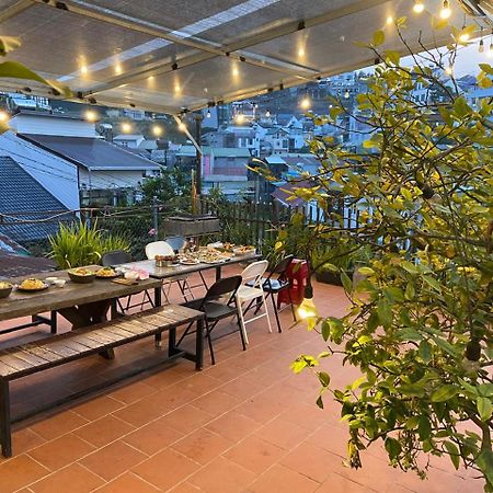 La Nha Homestay Da Lat Buitenkant foto