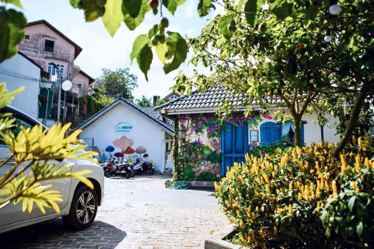 La Nha Homestay Da Lat Buitenkant foto